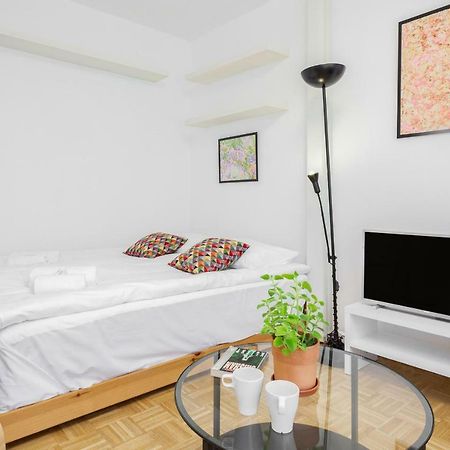 Apartments Warsaw Kakowskiego By Noclegi Renters Bagian luar foto